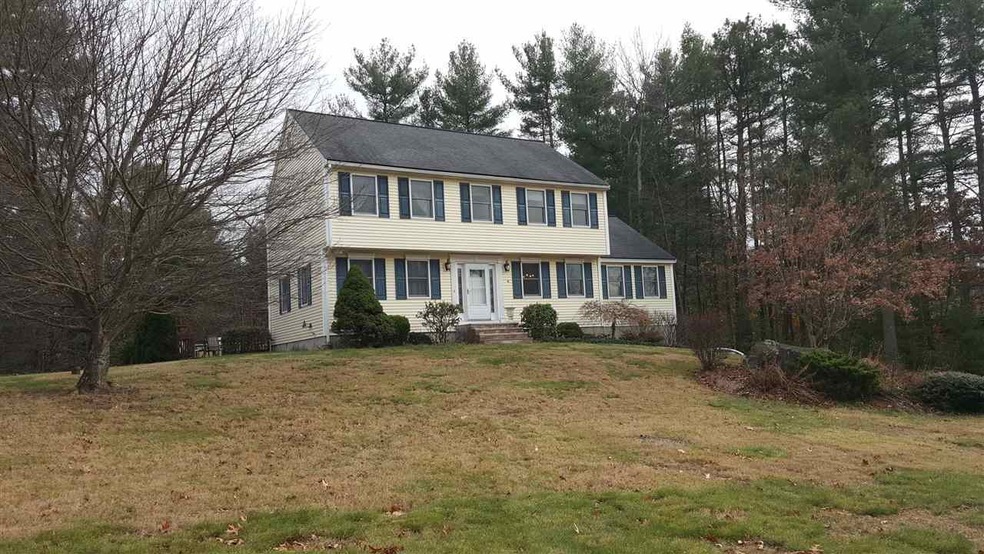 4 Shelly Dr, Pelham, NH 03076 - photo 1