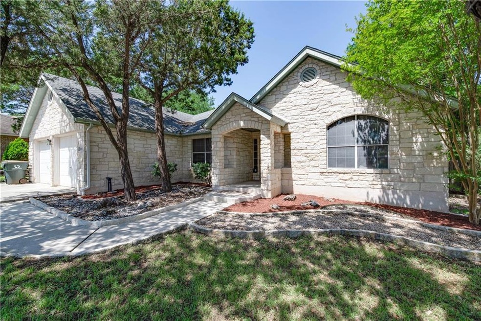 2004 Lancaster St, San Marcos, TX 78666 - photo 1