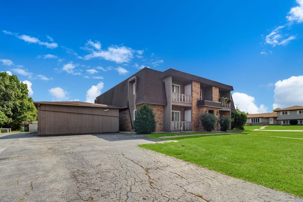 2603 Harvest Dr, Crown Point, IN 46307 - photo 1