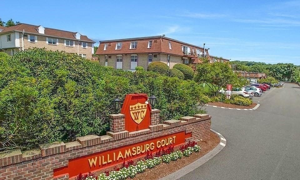 18 Williamsburg Ct unit 23, Shrewsbury, MA 01545 - photo 1