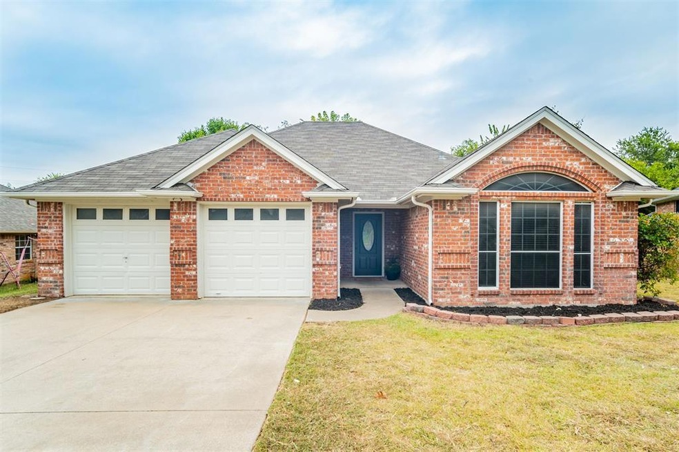 1514 Shadow Run, Weatherford, TX 76086 - photo 1