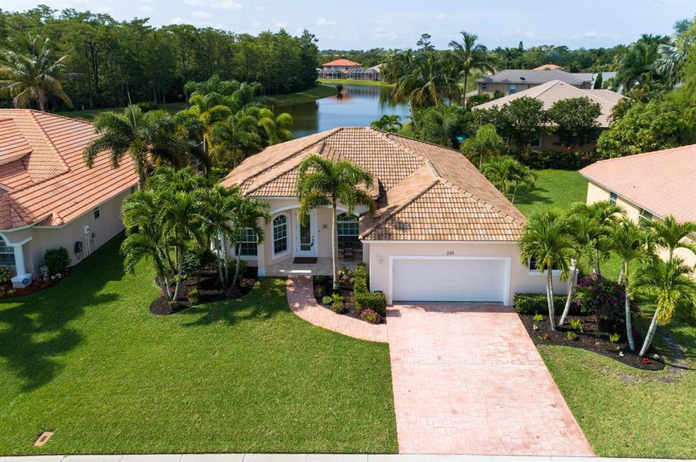 239 Cypress Trce Royal Palm-large-024-24