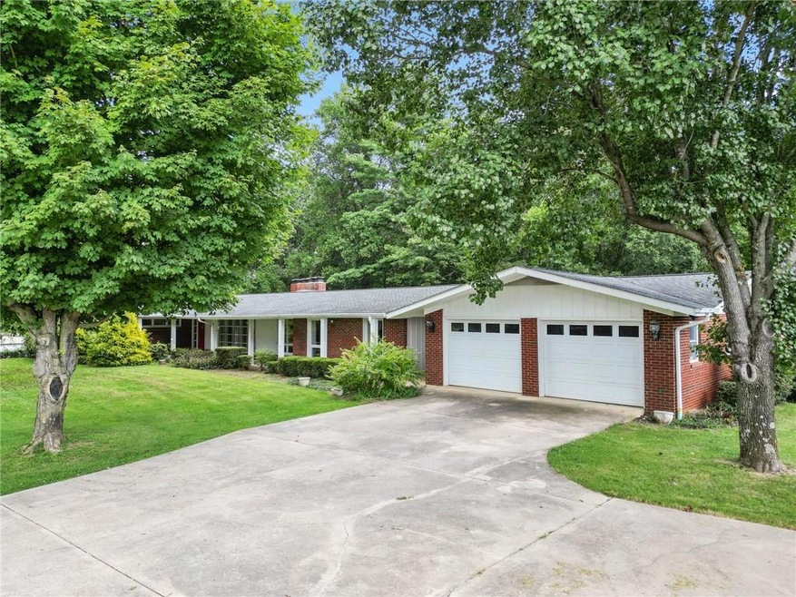 41 Beck Dr, Asheville, NC 28806 - photo 1