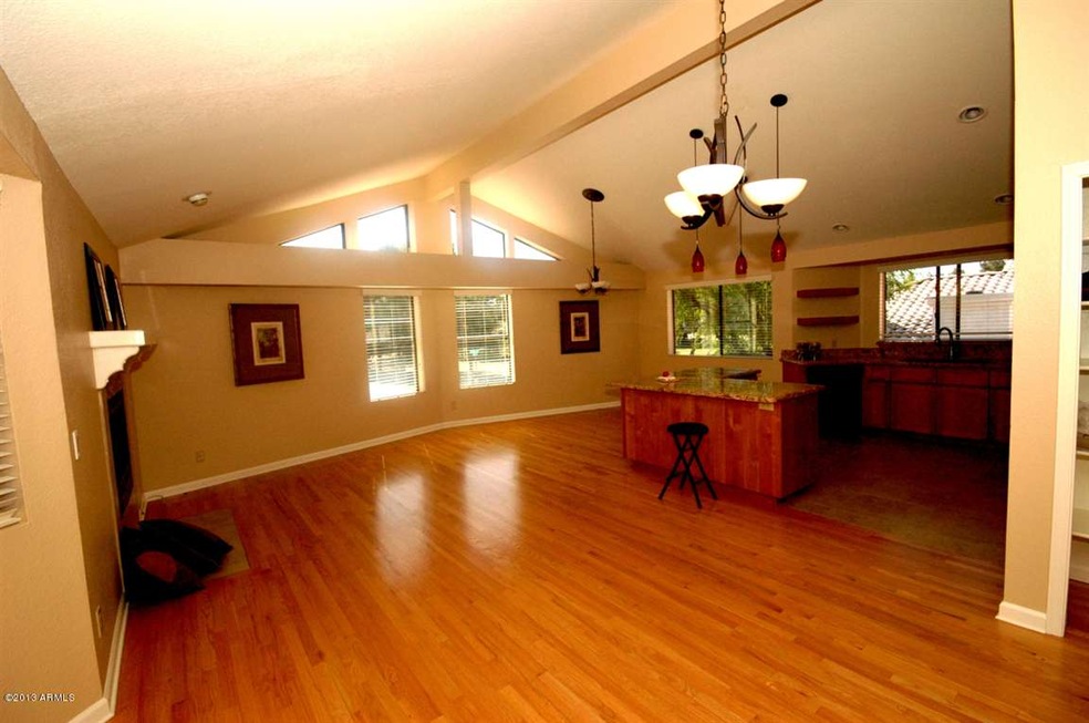 WONDERFUL OPEN FLOORPLAN.. UPSTAIRS