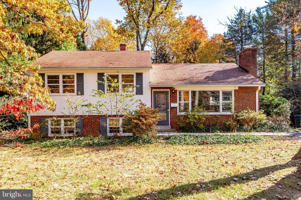 4429 Starr Jordan Dr, Annandale, VA 22003 - photo 1