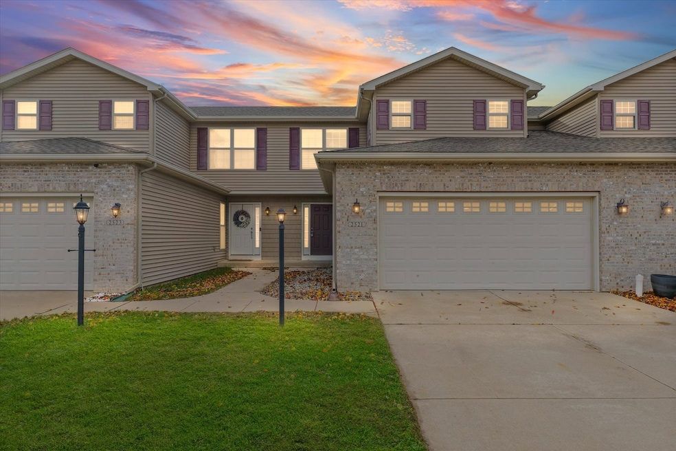 2521 Pembrook Point, Champaign, IL 61821 - photo 1