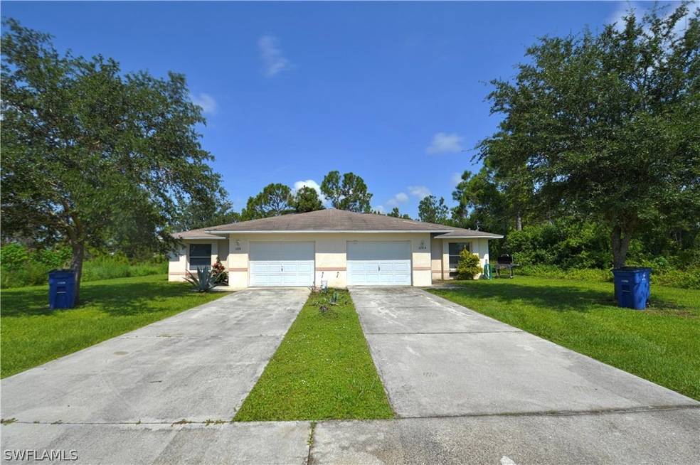 1238 Columbus Blvd unit A/B, Fort Myers, FL 33913 - photo 1