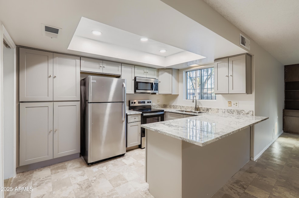 3741 W Davidson Ln, Phoenix, AZ 85051 - photo 1