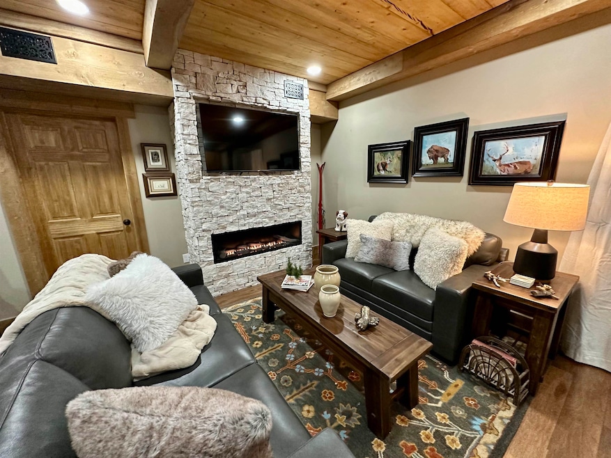 For Sale $659,000 • Co-Listing Agent