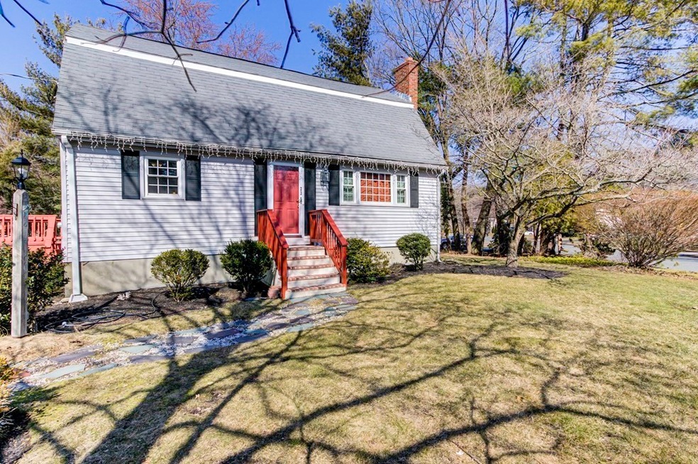 23 Whippoorwill Dr, Shrewsbury, MA 01545 - photo 1