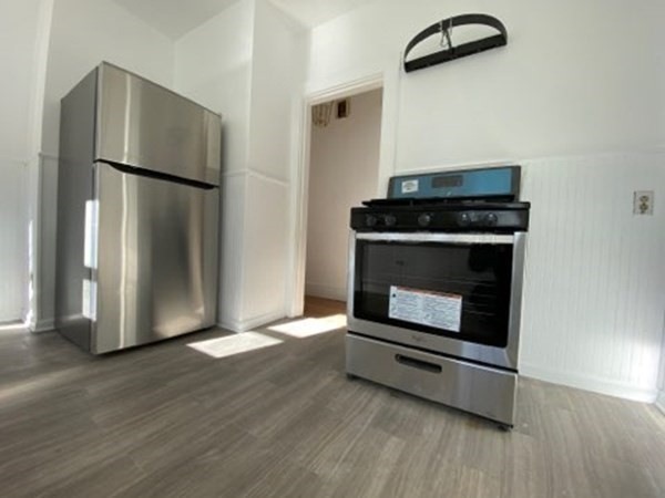 133 Redlands Rd unit 2, West Roxbury, MA 02132 - photo 1