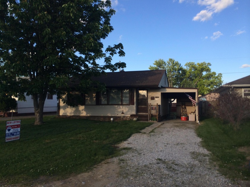 746 Erickson Ave, Columbus, OH 43213 - photo 1