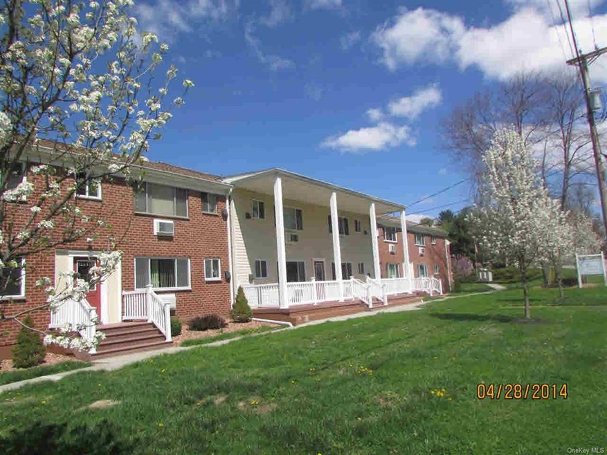 92 Osborne Hill Rd unit A7, West Fishkill, NY 12590 - photo 1