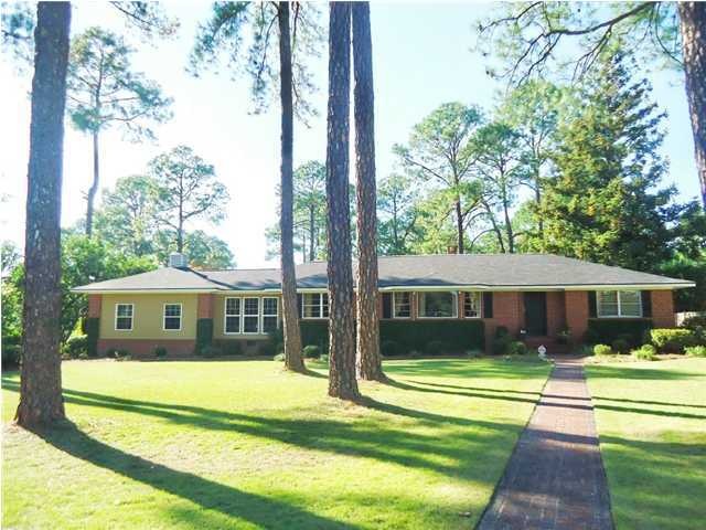 2102 Edgewater Dr, Albany, GA 31707 - photo 1