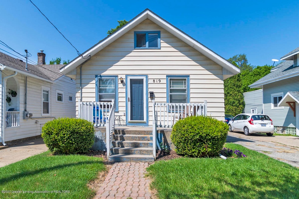 819 N Magnolia