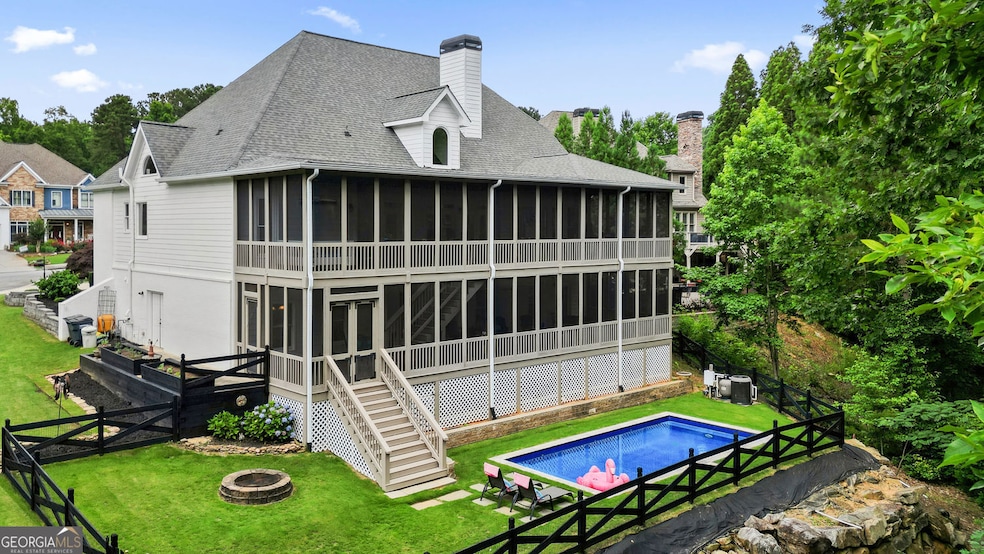 6017 Chestatee Creek Ct NW Acworth backyard