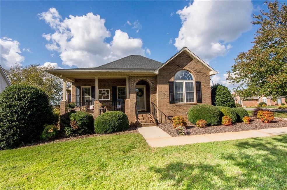 139 Players Park Cir, Statesville, NC 28677 - photo 1