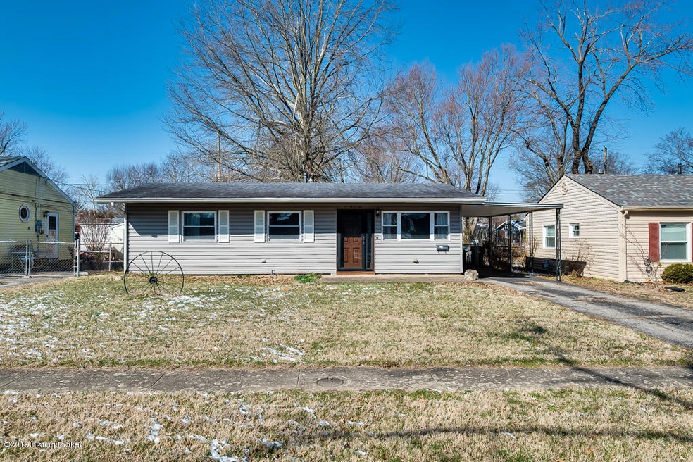 Quaint Oldham County Ranch