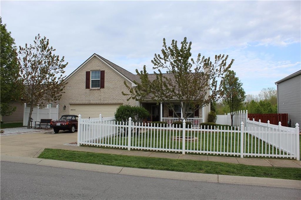 265 Woodfield Dr, Franklin, IN 46131 - photo 1