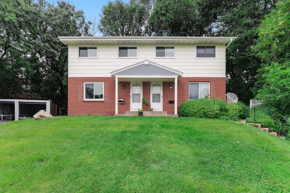 502 Shadyside Cir, Hopkins, MN 55343 - photo 1