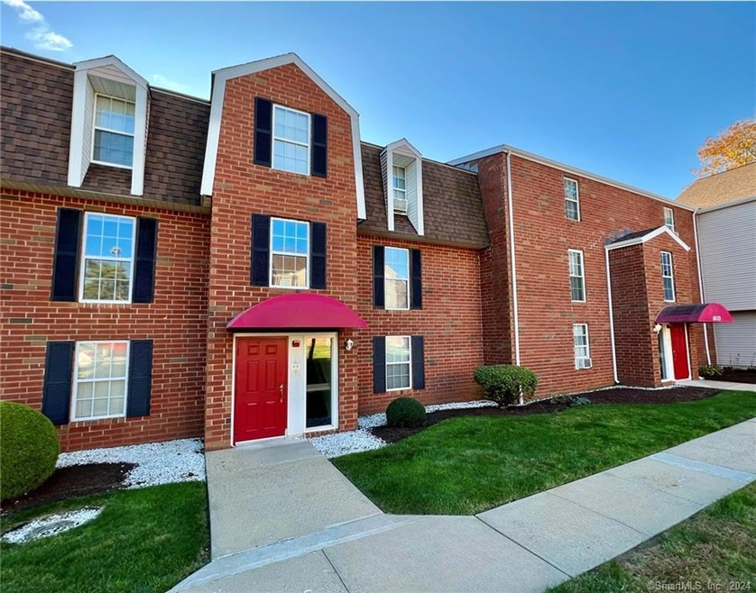 127 Heather Ridge, Shelton, CT 06484 - photo 1