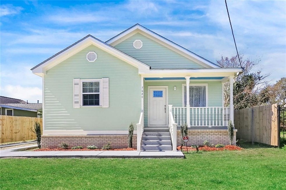 Nice front porch.