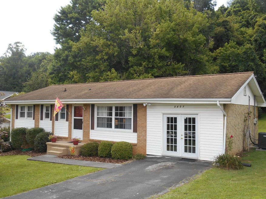 1403 Valley View Dr, Johnson City, TN 37601 - photo 1