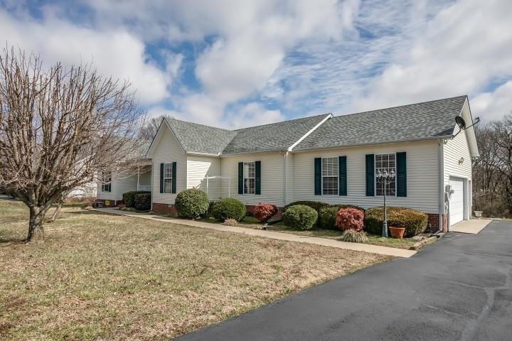 601 Meadowlark Dr, Shelbyville, TN 37160 - photo 1