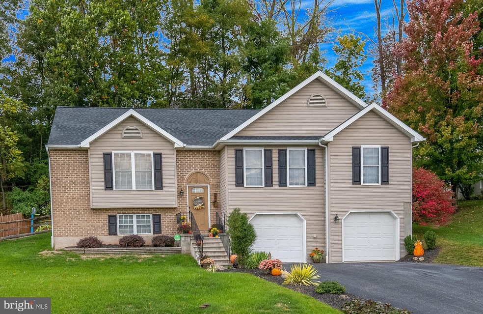 244 Constitution Ave, Reading, PA 19606 - photo 1