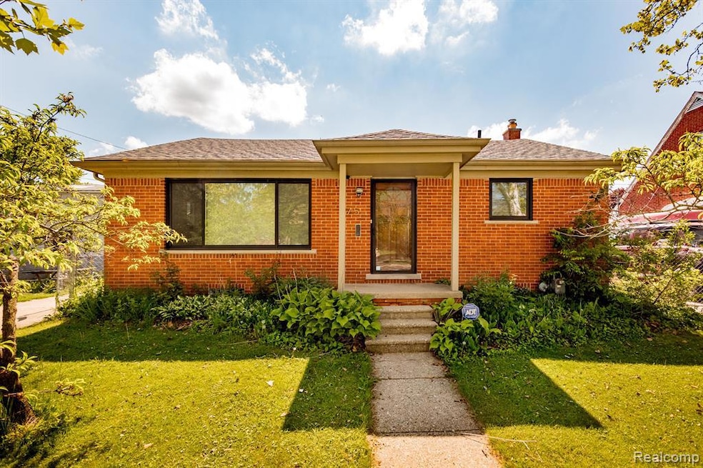 175 Ashland St, Detroit, MI 48215 - photo 1