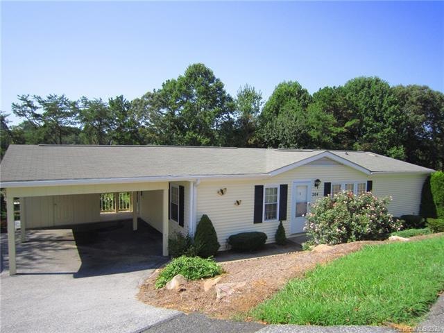 204 Cranbrook Cir, Hendersonville, NC 28792 - photo 1