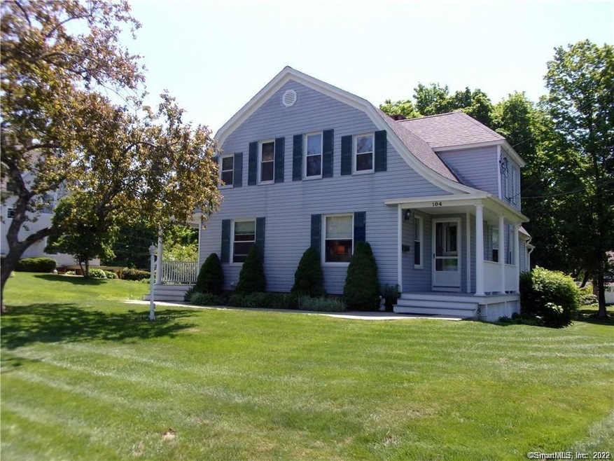 108 Maple Ave unit 2, Oakville, CT 06779 - photo 1