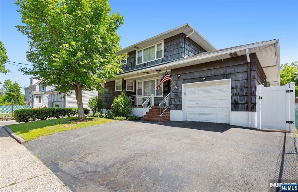 19 Anderson Ave, Wallington, NJ 07057 - photo 1