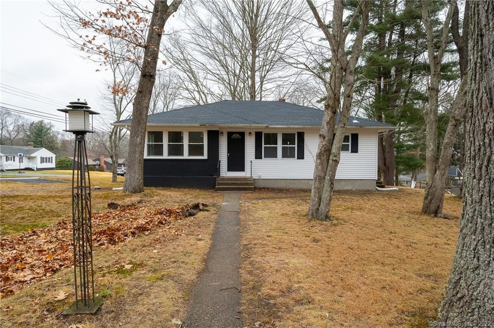 63 Pollys Ln, Uncasville, CT 06382 - photo 1