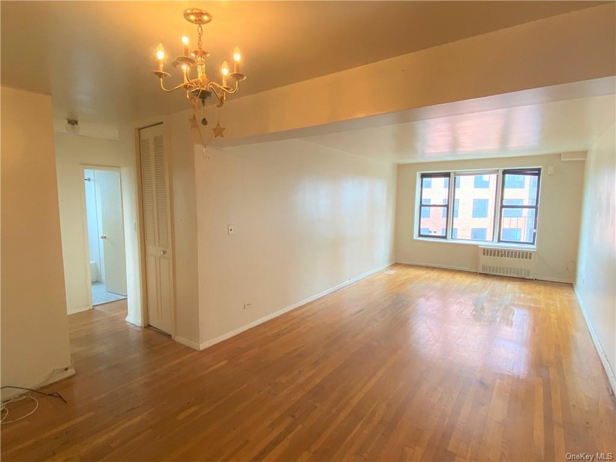 3184 Grand Concourse unit 6E, Bronx, NY 10458 - photo 1