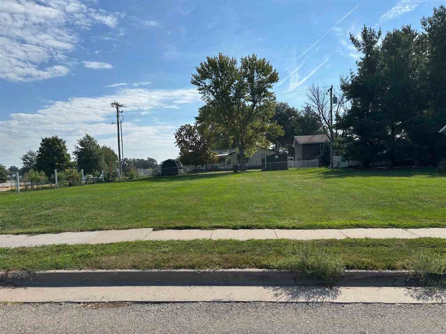 Lot 45 Kleopfer Ave unit 45 HIGHLAND HGTS ADD, Riverside, IA 52327 - photo 1