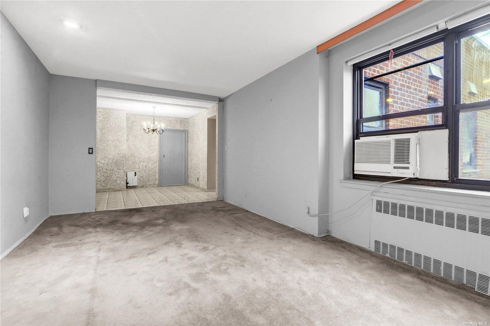 2808 141st St unit 6G, Flushing, NY 11354 - photo 1