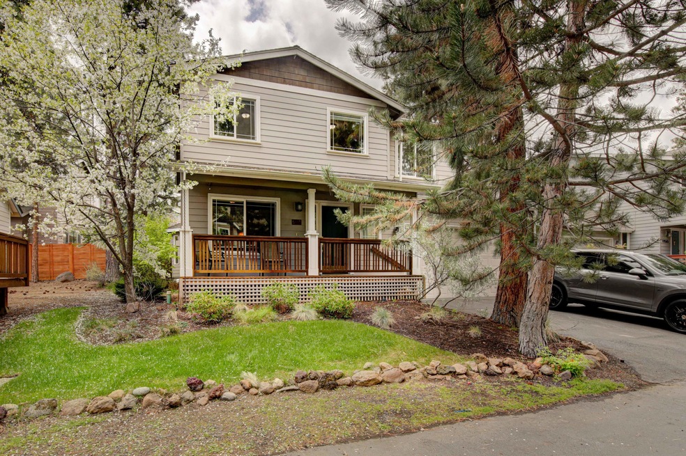 19565 SW Brookside Way-18