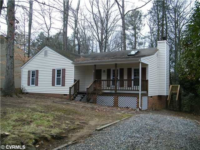 Exterior Front - Freshly Renovated 1,252 sq ft Ran