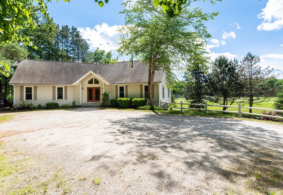 16 N River Rd, Milford, NH 03055 - photo 1