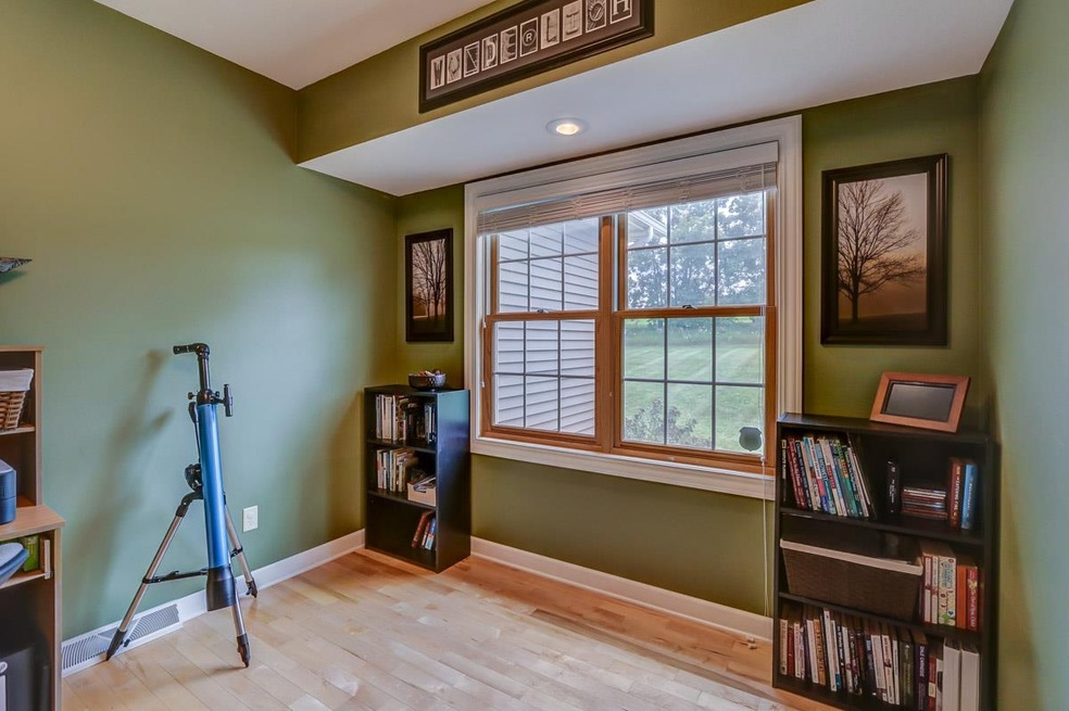 N9161 Legler Rd, Brooklyn, WI 53521 - photo 1