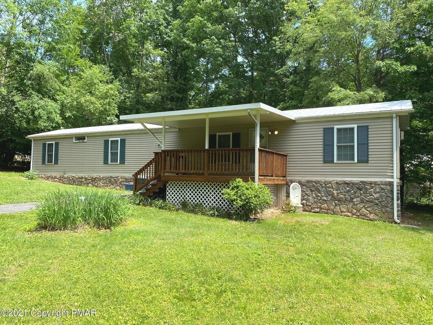 1105 Bluegrass Ln, Effort, PA 18330 - photo 1