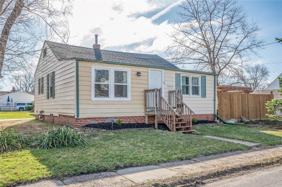 2623 48th St, Des Moines, IA 50310 - photo 1