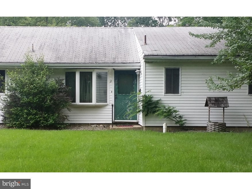 3 Cuyler Rd, Kendall Park, NJ 08824 - photo 1