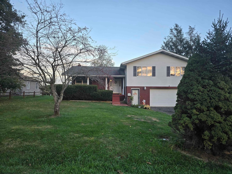 For Sale $290,000 • Co-Listing Agent