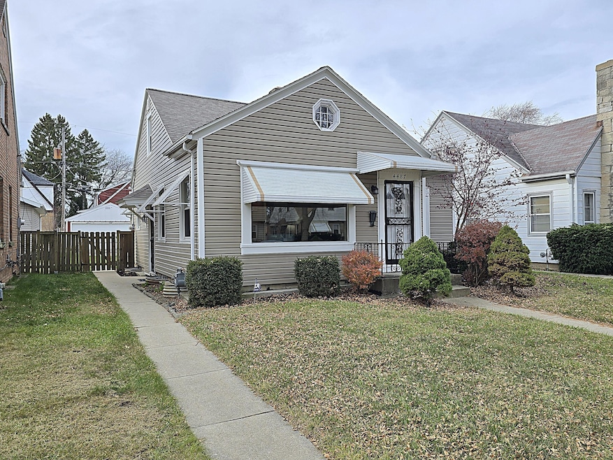 4487 N 21st St, Milwaukee, WI 53209 - photo 1