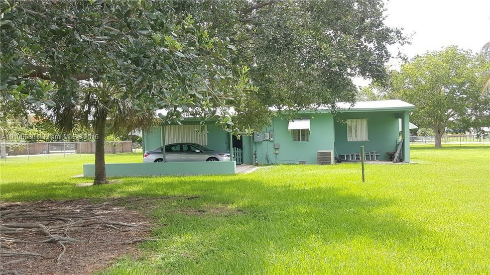 24340 SW 167th Ave, Homestead, FL 33031 - photo 1