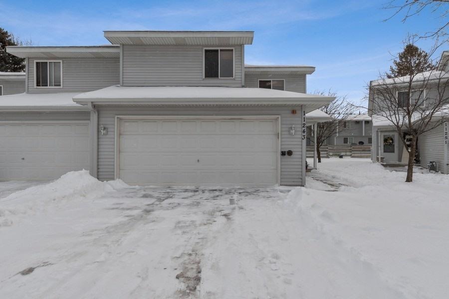 Welcome to 11243 Osage St NW!