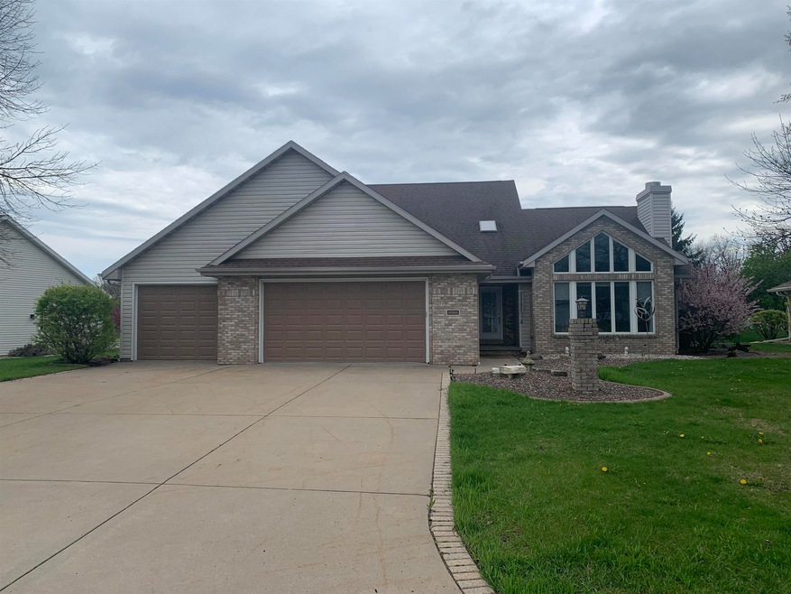 W5915 Peaceful Ln, Appleton, WI 54915 - photo 1