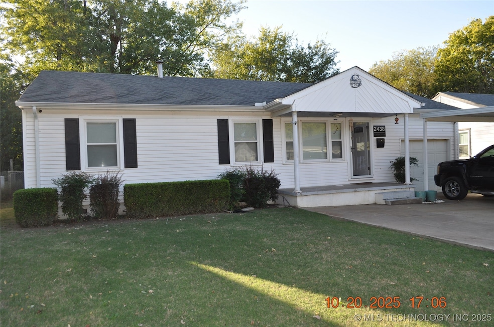 2438 N Vandalia Ave, Tulsa, OK 74115 - photo 1